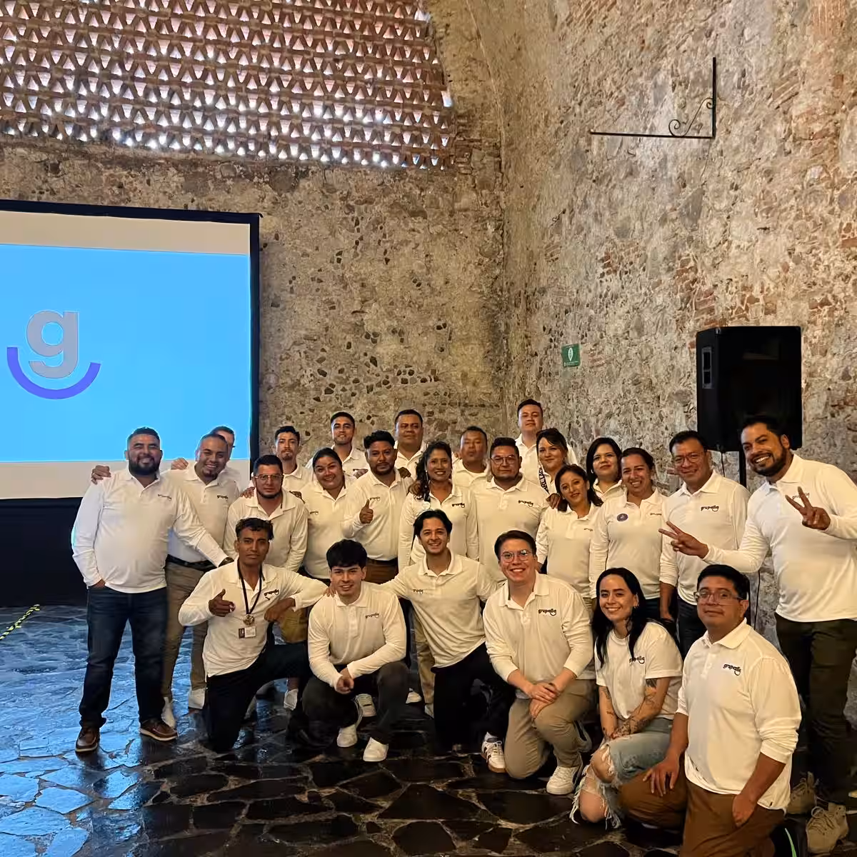 Equipo Grupalia y Líderes comunitarios